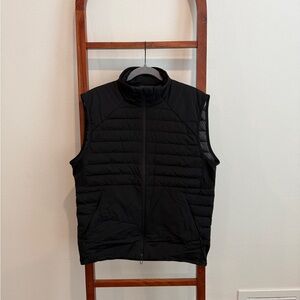 lululemon athletica Men's Black Puffer Vest